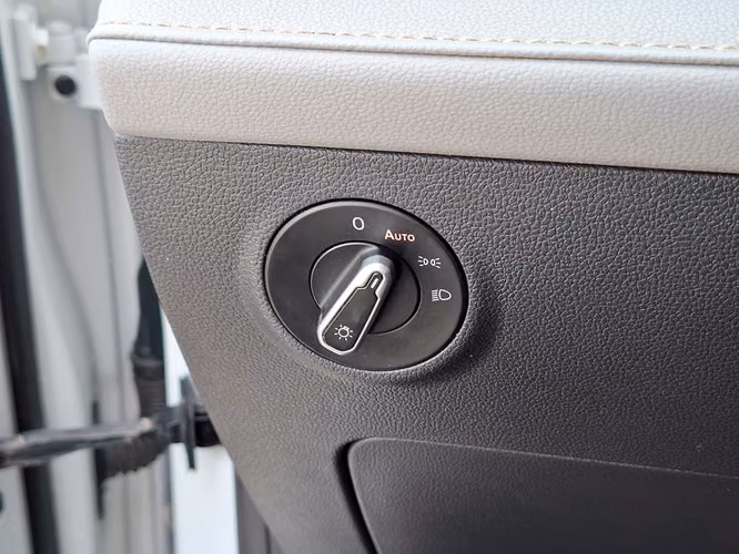 VOLKSWAGEN TAOS 2025 - Imagen 20