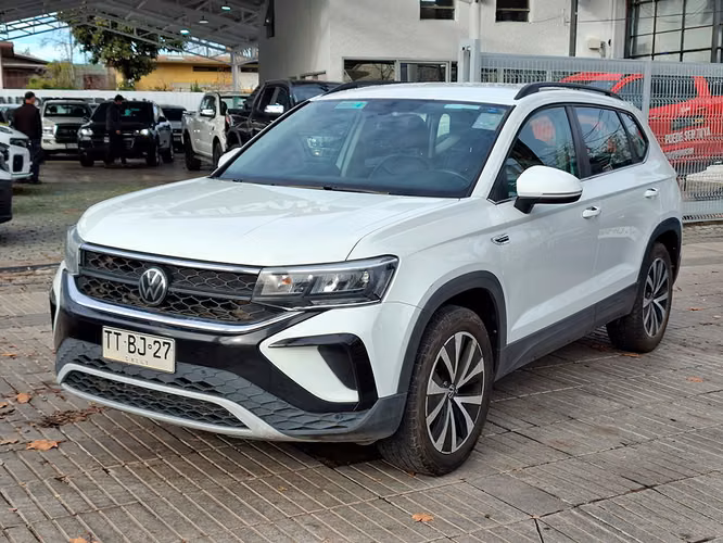 VOLKSWAGEN TAOS 2025
