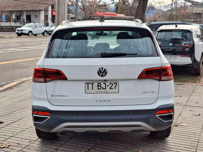 VOLKSWAGEN TAOS 2025 - Imagen 5