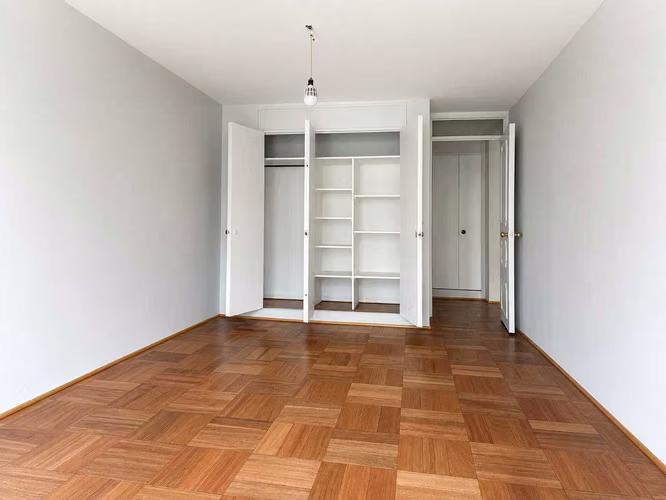 Depto pleno centro en súper buen estado (176725)