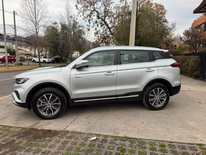 GEELY AZKARRA LUXURY 1.5 AUT TURBO 4WD FULL CUERO DOBLE TECHO CAMARA VER EN LAS CONDES 2023