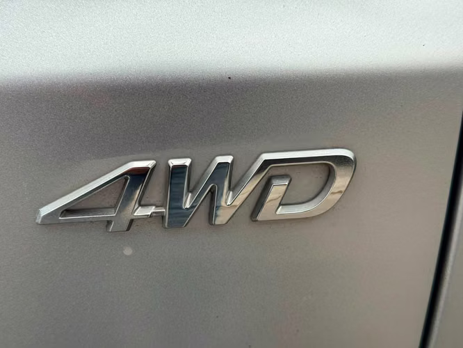GEELY AZKARRA LUXURY 1.5 AUT TURBO 4WD FULL CUERO DOBLE TECHO CAMARA VER EN LAS CONDES 2023