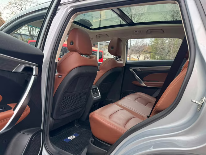 GEELY AZKARRA LUXURY 1.5 AUT TURBO 4WD FULL CUERO DOBLE TECHO CAMARA VER EN LAS CONDES 2023