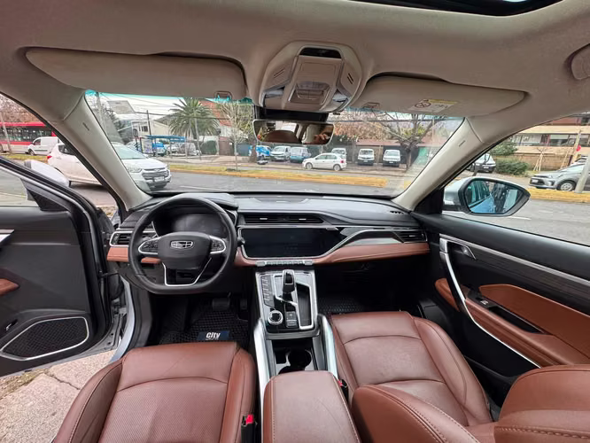 GEELY AZKARRA LUXURY 1.5 AUT TURBO 4WD FULL CUERO DOBLE TECHO CAMARA VER EN LAS CONDES 2023