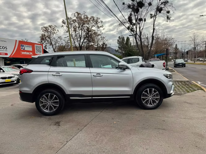 GEELY AZKARRA LUXURY 1.5 AUT TURBO 4WD FULL CUERO DOBLE TECHO CAMARA VER EN LAS CONDES 2023