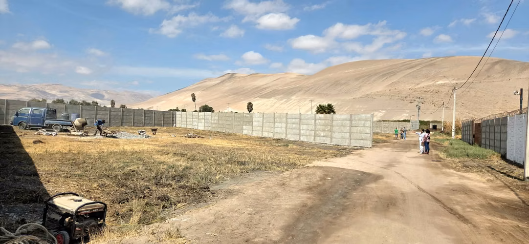 TERRENO KM. 12 VALLE DE LLUTA FACTIBILIDAD DE LUZ Y AGUA A PASOS DE CARRETERA