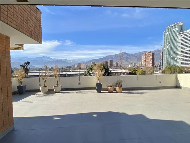 Departamento en arriendo de 4 dorm. en Vitacura