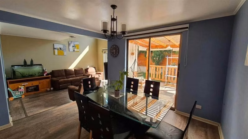 Preciosa casa en venta ubicada en Lomas de Curauma