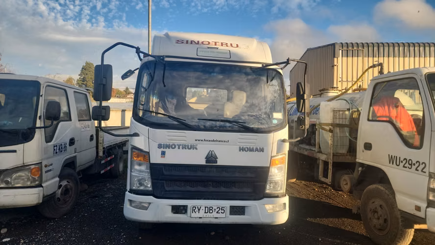 camiones SINOTRUK HOMAN 612i