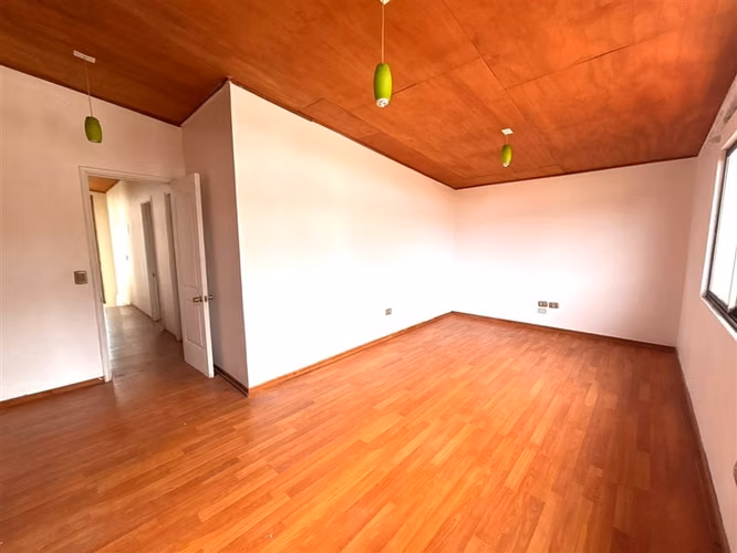 Casa en venta de 5 dormitorios Curauma