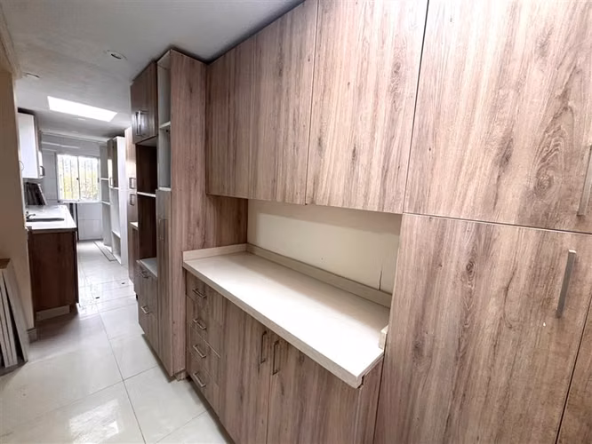 Casa en venta de 5 dormitorios Curauma