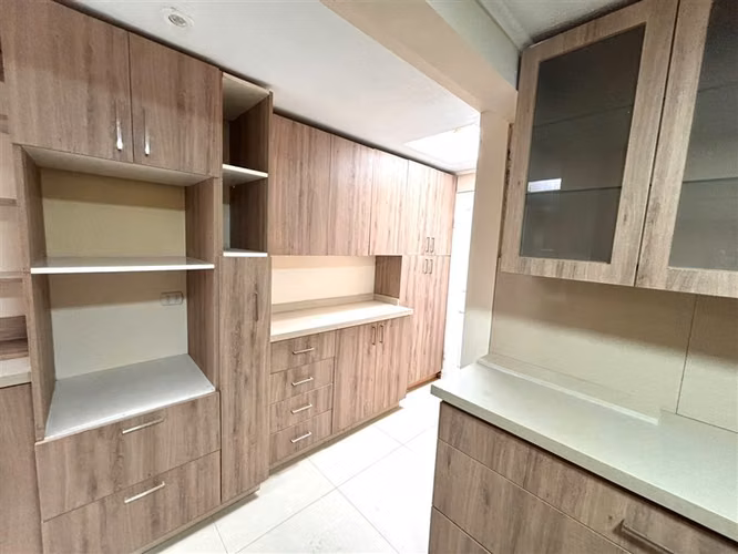 Casa en venta de 5 dormitorios Curauma