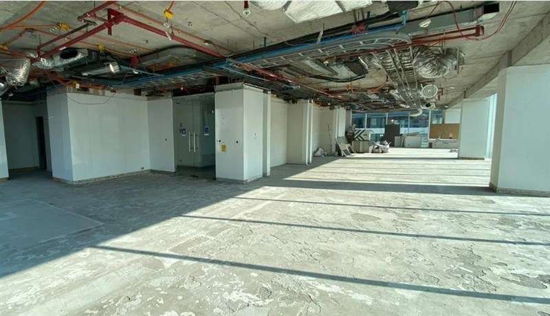 Arriendo OFICINA en Edificio Magdalena Norte en Las Condes - Imagen 2