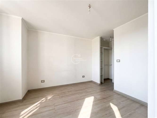 Departamento en venta 1D/1B Metro Ñuble Parque San Eugenio - Imagen 11