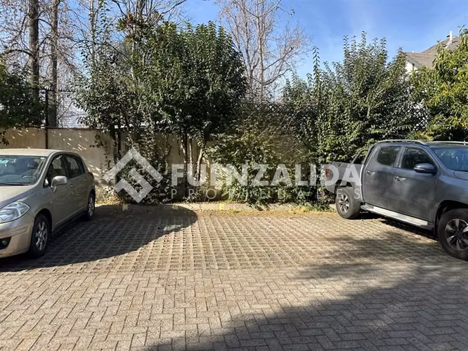 Departamento en venta de 4 dorm. en Vitacura / Tabancura