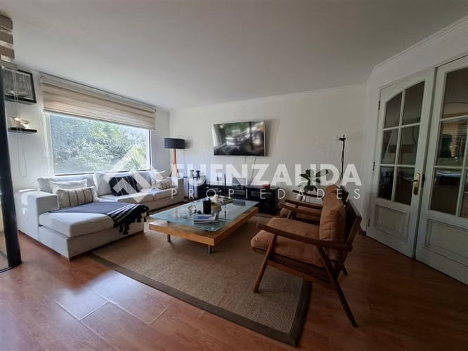 Departamento en venta de 4 dorm. en Vitacura / Tabancura