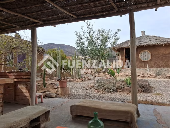 3 Casas y 3 Cabañas Sector Las Porotas, Vallenar