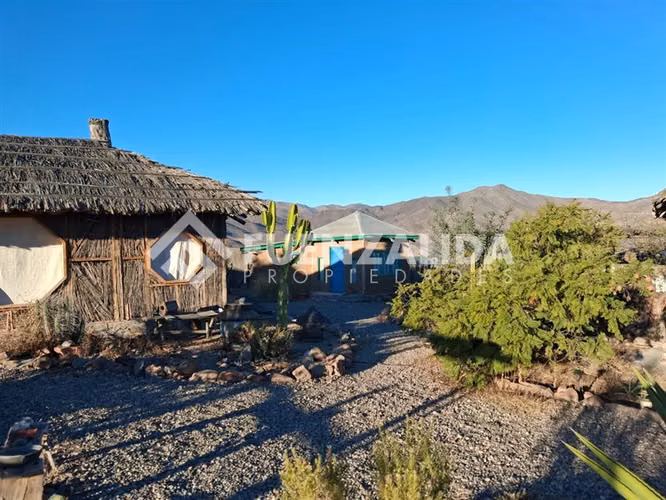 3 Casas y 3 Cabañas Sector Las Porotas, Vallenar