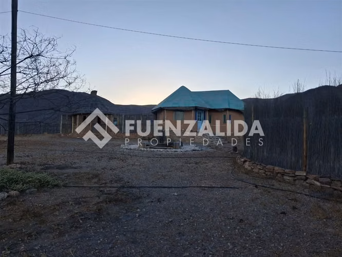 3 Casas y 3 Cabañas Sector Las Porotas, Vallenar