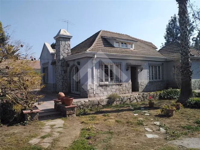 Terreno 1.300 m2 en venta próximo a plaza Puente Alto, MMV