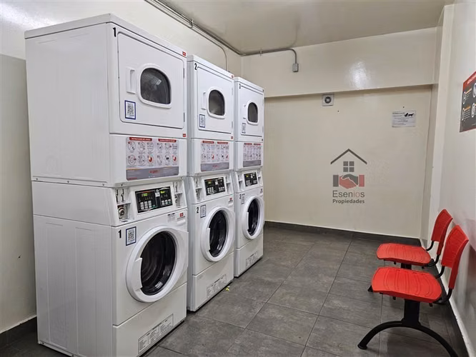 Depto Semi Nuevo 2 Dorm y Estac Vic Mackenna C Valdovinos