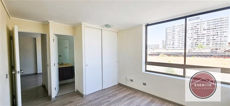 Depto Semi Nuevo 2 Dorm y Estac Vic Mackenna C Valdovinos