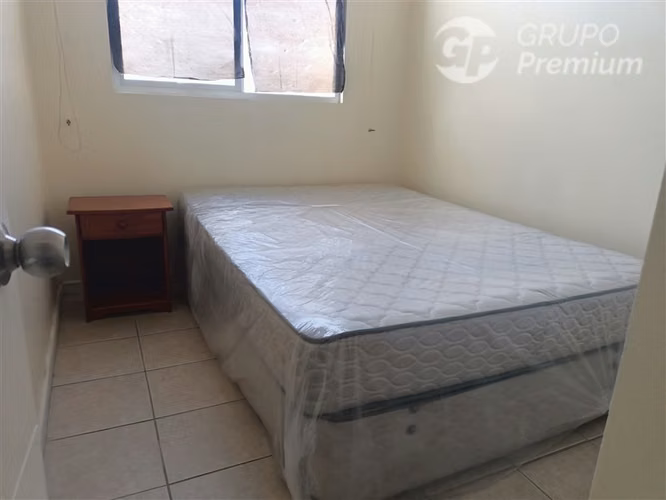 Comodo departamento en arriendo de 3 dormitorios ,1baño.