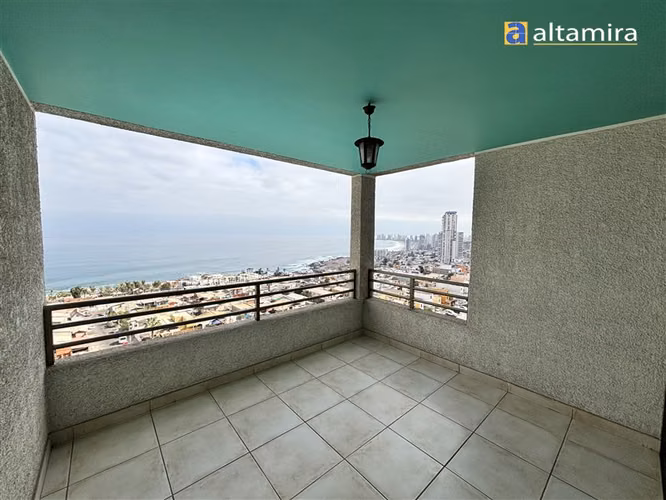 Departamento en arriendo de 4 dorm. en Iquique