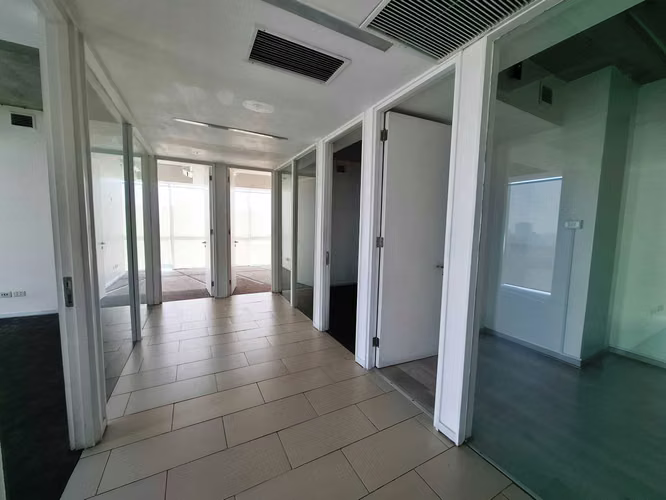 Arriendo Oficina Bello Horizonte con estacionami (176703)
