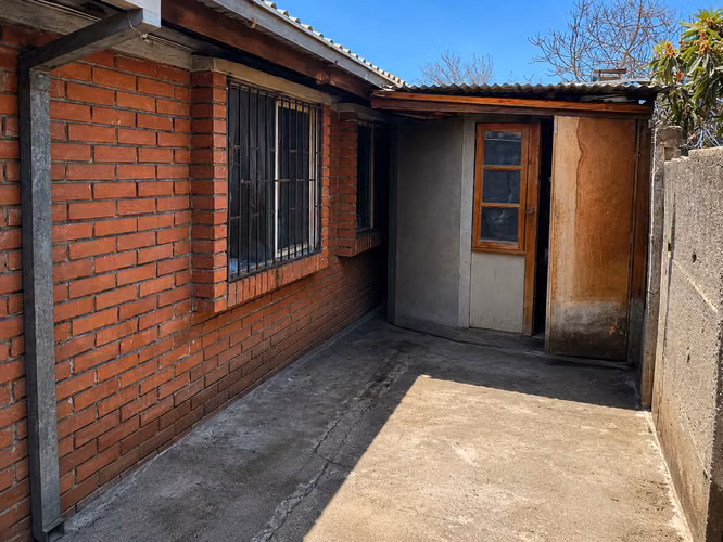 Gran potencial: casa y terreno en Macul (176766)