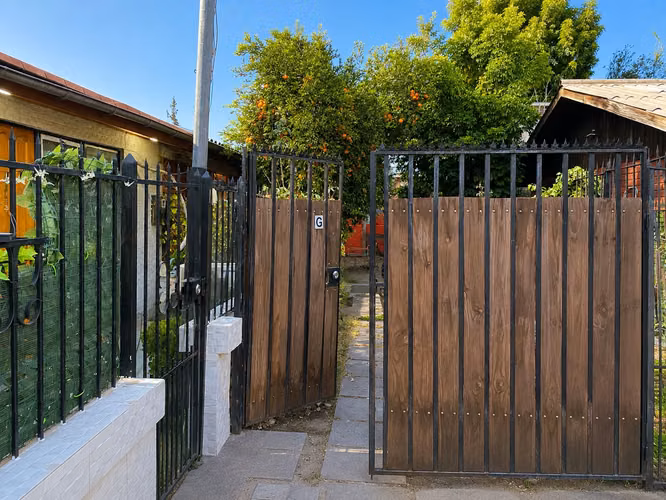 Gran potencial: casa y terreno en Macul (176766)