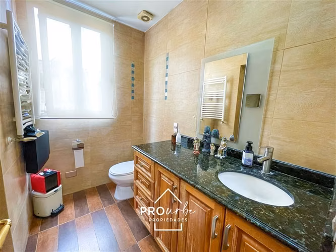 Casa en venta de 8 dorm. en Providencia - Imagen 40