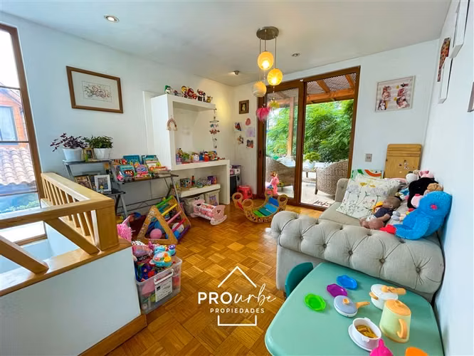 Casa en venta de 8 dorm. en Providencia - Imagen 34