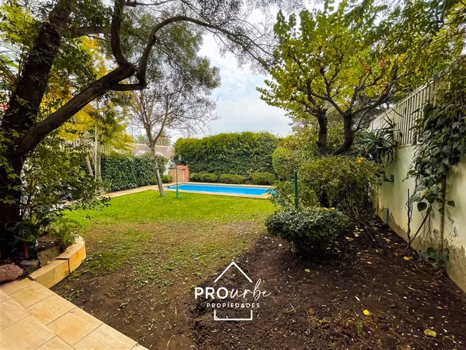 Casa en venta de 8 dorm. en Providencia - Imagen 29