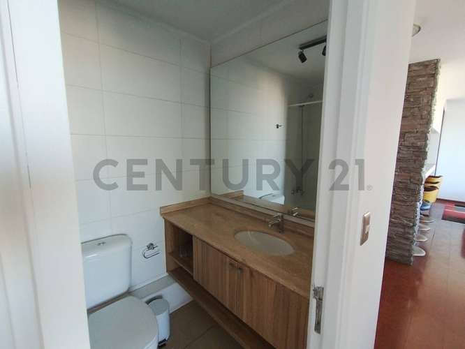 Departamento con gran terraza y vista sector Oriente - Imagen 16