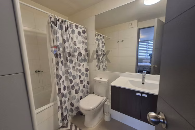 Arriendo departamento amoblado