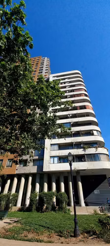 Vendo Depto. con Excelente Conectividad (172172)