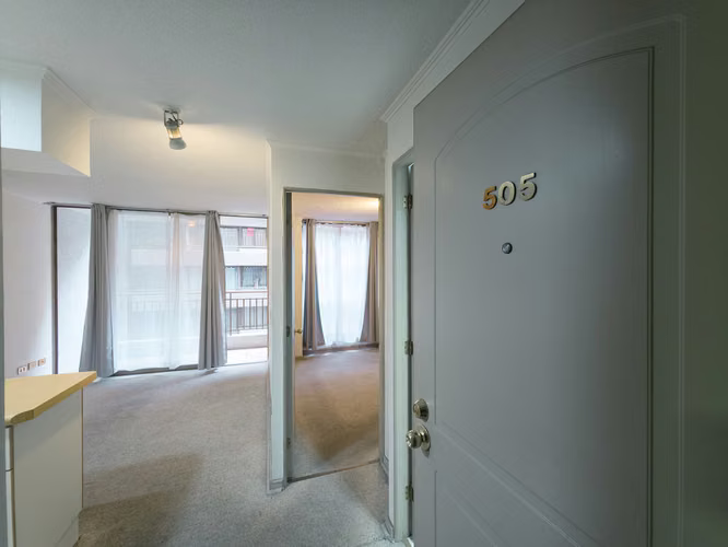 Venta depto 1 dormitorio Metro Parque Bustamante