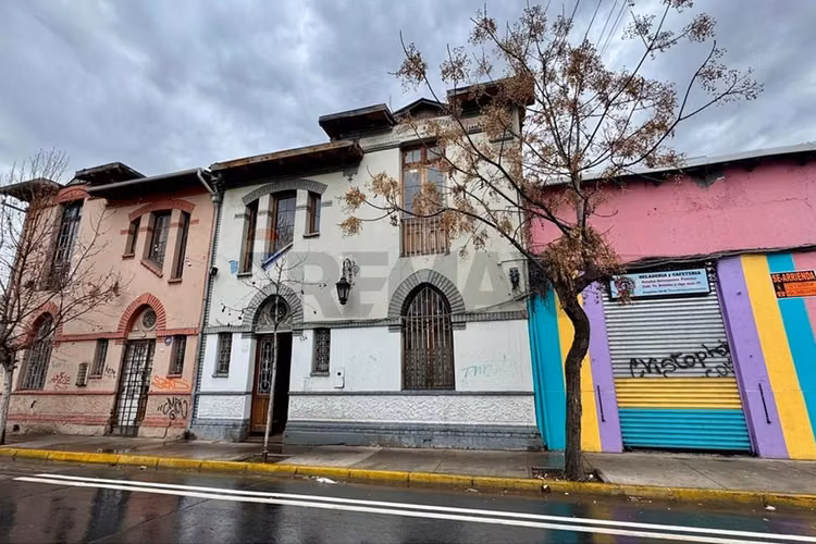 Casona patrimonial habilitada para oficinas