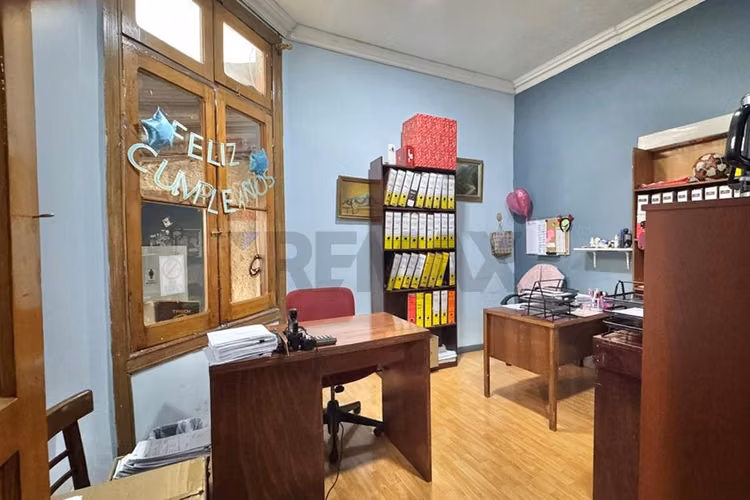 Casona patrimonial habilitada para oficinas