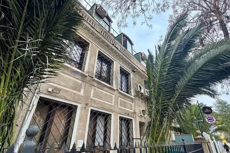 Casona patrimonial para inversión