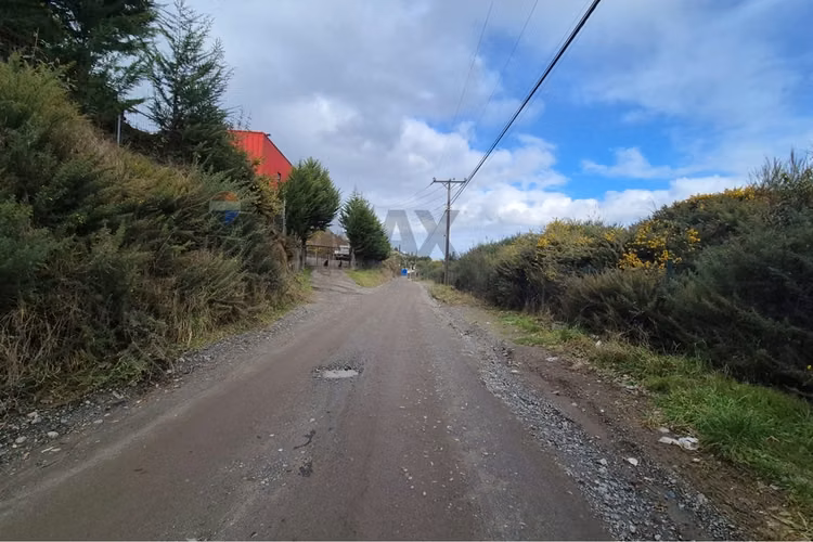 Excelente terreno para uso industrial, castro