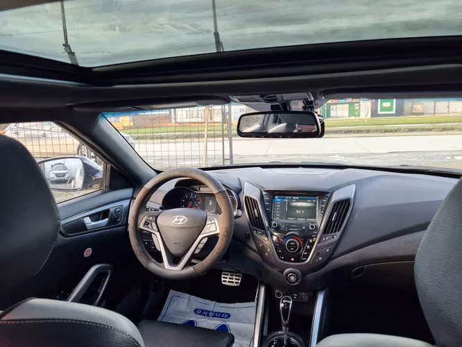 Hyundai Veloster 2016
