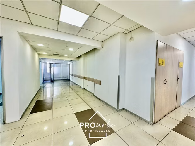 Oficina en arriendo en Santiago para centro medico