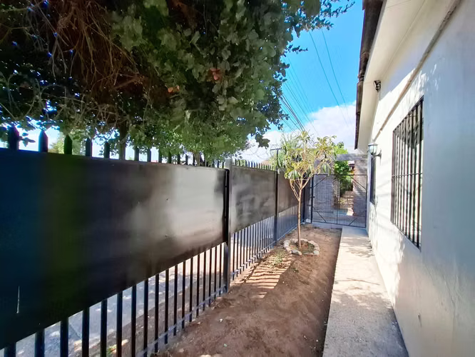 Casa en venta  apta uso comercial Machali (176783)