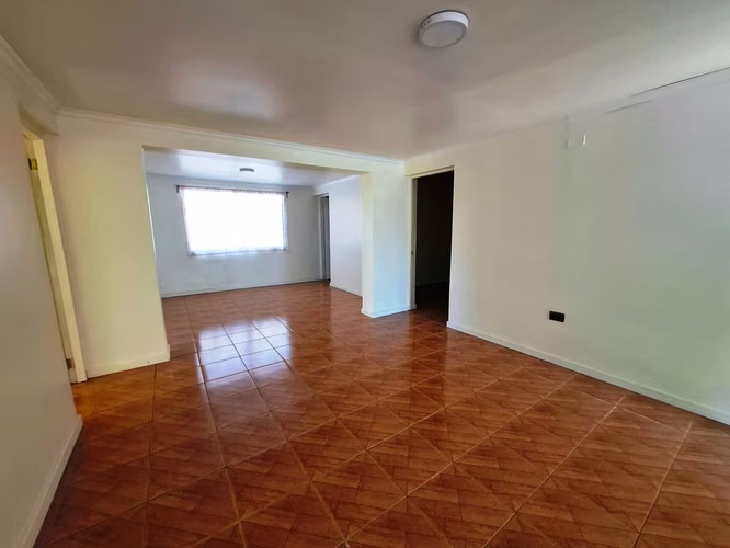 Casa en venta  apta uso comercial Machali (176783)