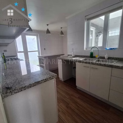 Cómoda Casa en Brisa del Sol  4D3B, 4 Estac. (176780) - Imagen 8