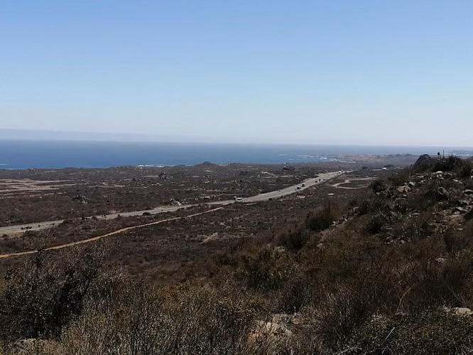 VENDO TERRENO ROCAS DEL MAR - LOS MOLLES
