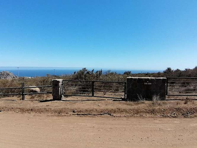 VENDO TERRENO ROCAS DEL MAR - LOS MOLLES