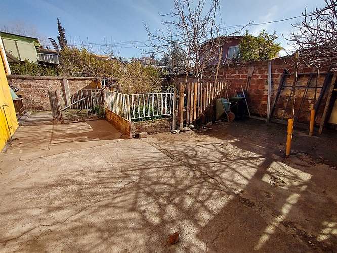 CASA DE 2 PISOS EN ÑUÑOA 4D/2B DE 220M2 - Imagen 15